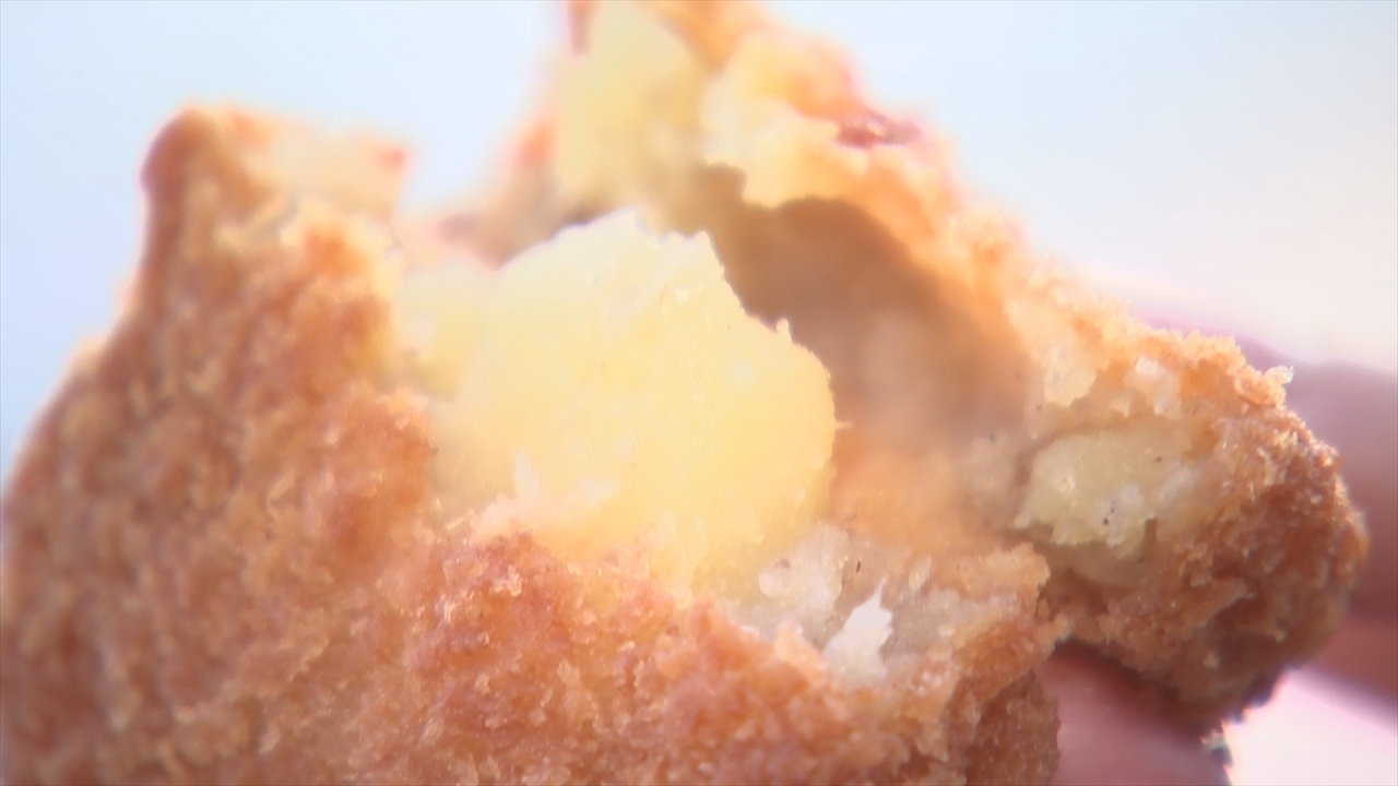 ローソン 北海道きたあかりの牛肉コロッケ 中身